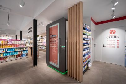 Colori in farmacia. Farmacia progettata e ristrutturata da Inside Pharmacy.